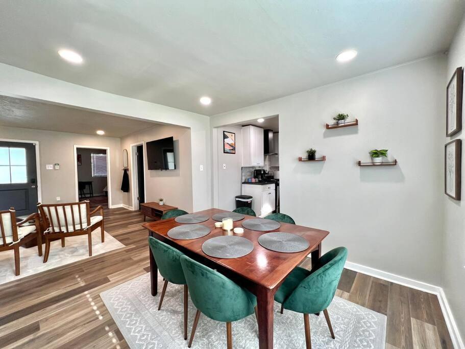 אינדיאנפוליס Modern Style Home Near Dt Indy & Major Attractions מראה חיצוני תמונה